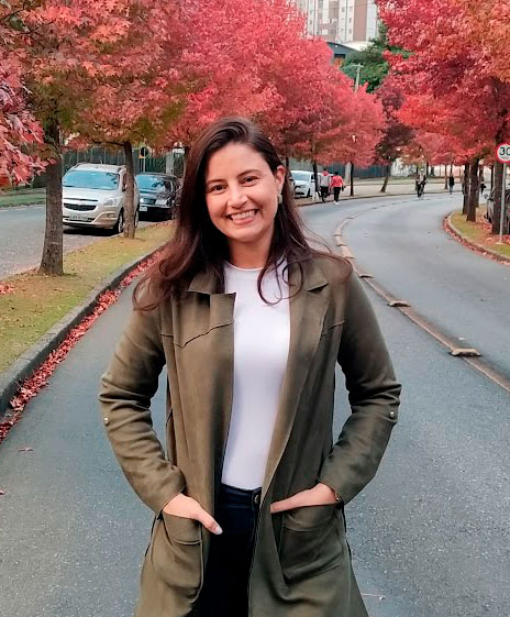 Aline Martins, assistente virtual e fundadora da assistente.tech